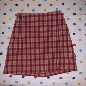 NWOT Brandy Melville Cara Skirt